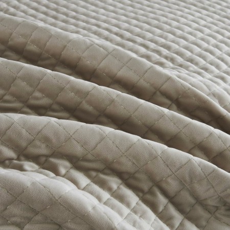 A set with a bedspread "Loretta": size 240x260 cm, 50x70 cm - 2 pcs, color cream-3