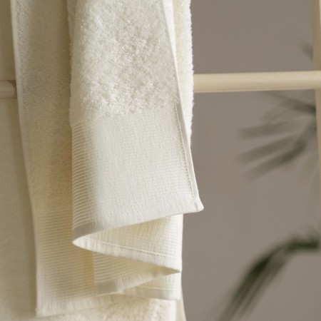 Terry towel Pasionaria "Play", 450 g, size 70x140 cm, white color-2