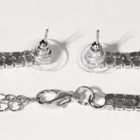 Set 2 objects: earrings, sheet-sized necklace sophisticated rhombus, white-emergency color in silver, 32 cm-1
