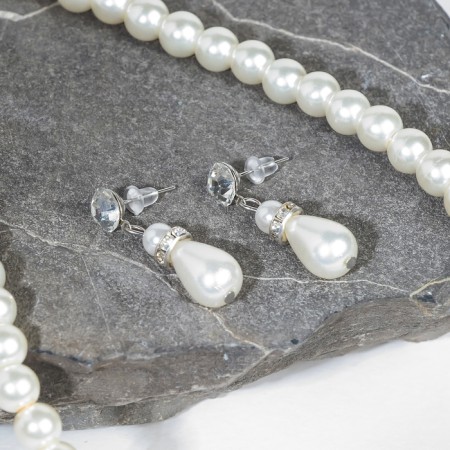 Set 2 objects: earrings, Antoinette necklace and a number of beads, white color in silver, 40 cm-1