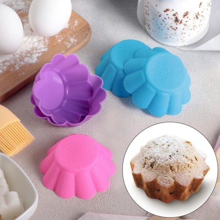 A set of baking shapes of “chamomile”, silicone, 7 × 3 cm, lower d = 4.5 cm, 6 pcs, color mix