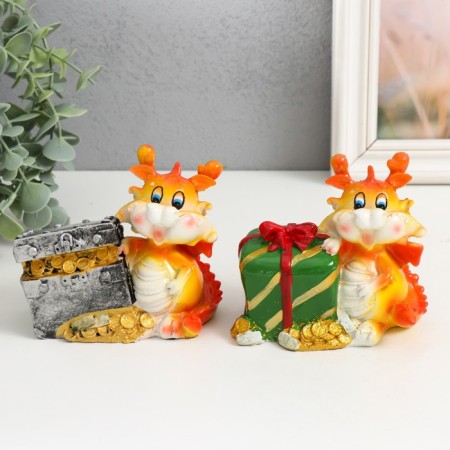 Piggy bank Polystone "Fiery Dragon with a gift/chest" MIX 10.5x6x10 cm