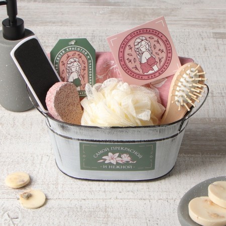 Gift set "Lilies" with a towel (5 items)
