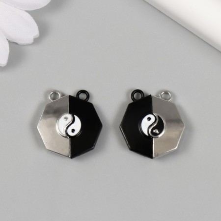 Magnetic metal lock "Yin-Yang" black and silver 2x2.2x0.5 cm-2