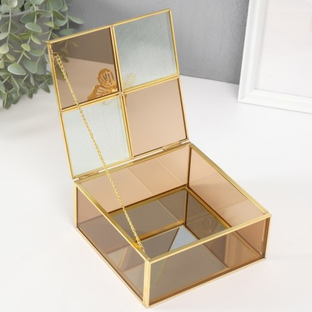 Casket glass with a metal frame "Butterfly" square caramel 15x15x8.3 cm-1