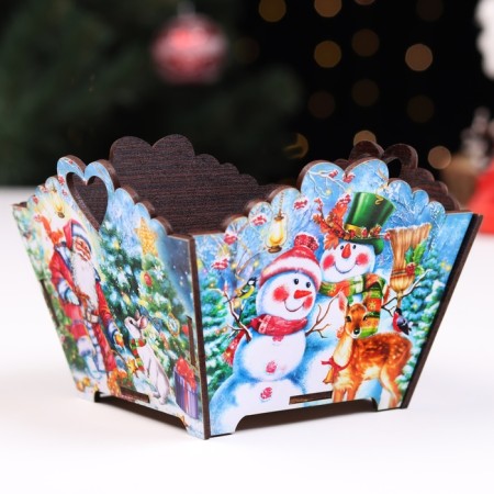 Candy "Santa Claus and Snow Maiden", 10x13x13.5 cm