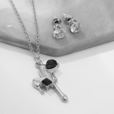 Set 2 objects: earrings, pendant 