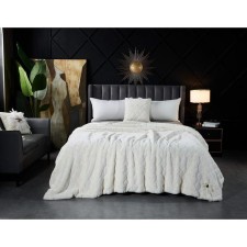 Bernard Cover, size 160x220 cm, color milk