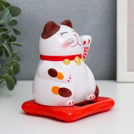 Plastic pendulum from the solar battery "Cat Mani-Neko" spotted 9.5x10x9.5 cm-1