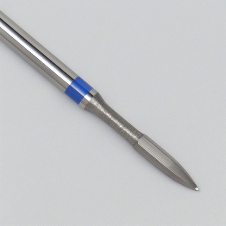 Clamp for manicure, safe, 6 faces, 1, 2 × 8 mm, in a plastic case-3