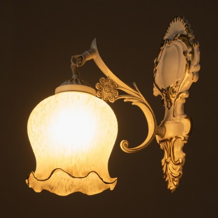 Bra "Adeline" E27 40W white with a golden patina-2