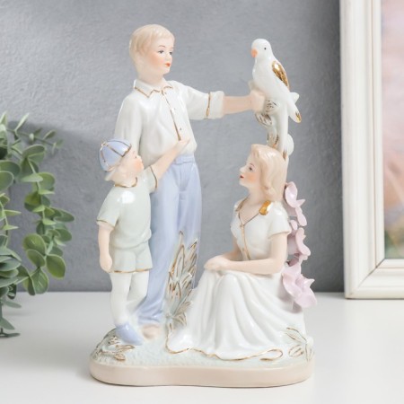 Souvenir Ceramics "Family on a walk with a bird" 20 cm