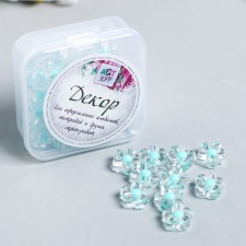 Plastic beads 