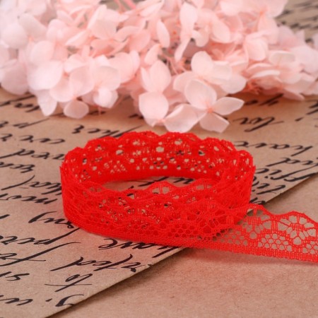 Capricon lace, 15 mm × 10 ± 1 m, color red No. 17-2
