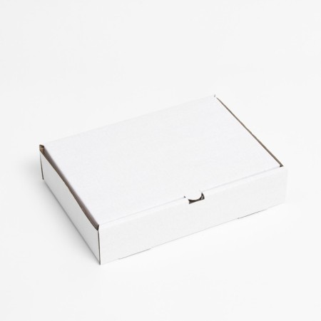 Box for pie, white, 29 x 20 x 6 cm