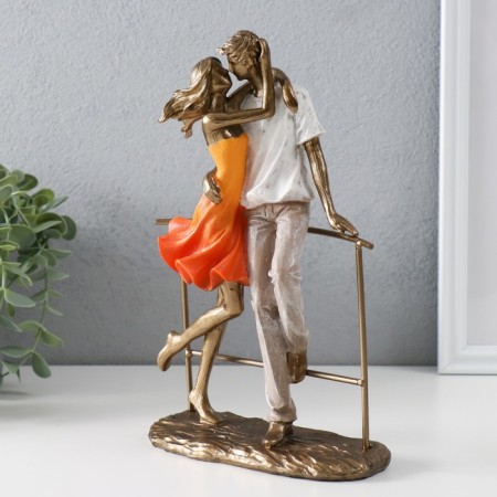 Polystone souvenir "Kiss on the bridge" of bronze, orange-white 17x8x25 cm-3