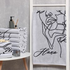 The towel is Nina Nina Tension Ethel 70x130cm, 100% cotton, 420g/m2