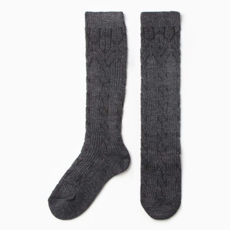 Golfs (getting) female, dark gray color, size 23