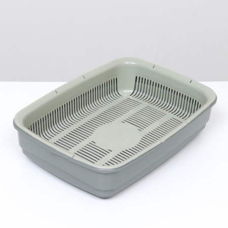 The tray is large with the Atlantis “Standard” net, 42 x 31 x 10 cm, gray-2