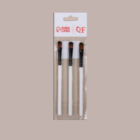 A set of makeup brushes, 3 objects, white/black color-7