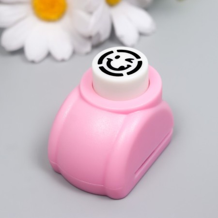 Figure hole "cunning emoticon" d = 1.5 cm mix 3x4x3.5 cm-2