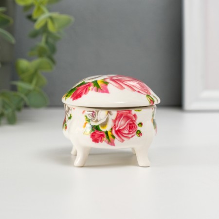 Coramics box on the legs "velvet roses" 6.1x7.7x4.8 cm-5
