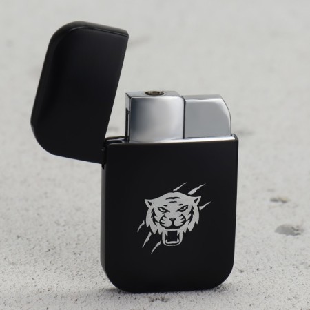 Gas lighter "Tiger", 6 x 3.5 cm.-2