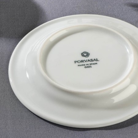 Porcelain porcelain cake Coral, d = 15 cm, white color-3