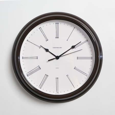 Wall clock, series: classic, smooth move, d = 31 cm, brown