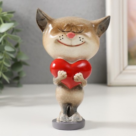 Souvenir Polystone Lac "cat with a big heart" 8.5x6.2x13 cm