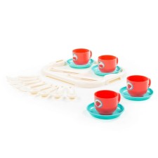 A set of children's dishes 