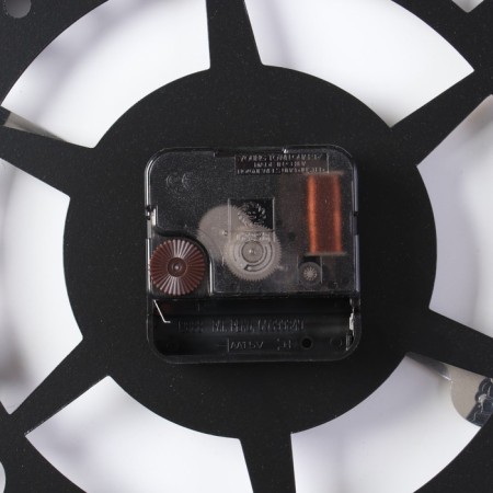 Watching clock, series: loft, "dice", smooth move, d-60 cm-3