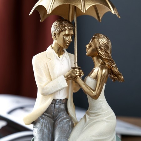 Souvenir Polystone Romance "Gathering lovers under an umbrella" 26x9.5x11.5 cm-4