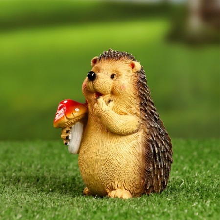 Garden figure "Hedgehog with fly agaric" 9x8x11cm-1