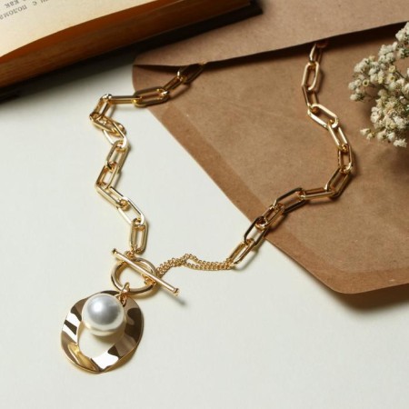 Piece "chain" pearls in oval, white color in gold, ball 16, 45cm