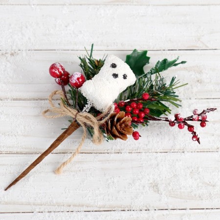 Decor "Winter Charm" Bear, berries and bumps 21 cm