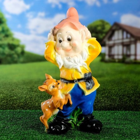 Garden figure "Dwarf with a deer" 19x26x50 cm mix-7