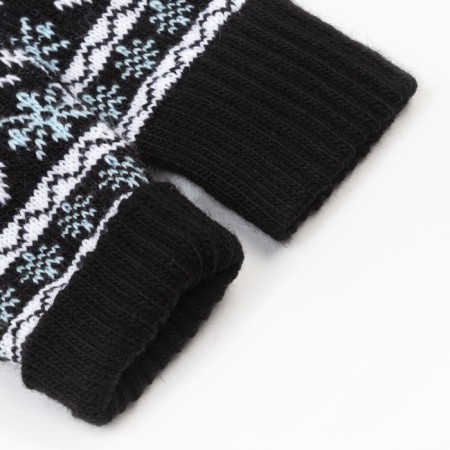 Female mittens, black color, size 18-2
