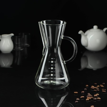 A glass of a glass with a measured scale "Tipika", 500 ml-2