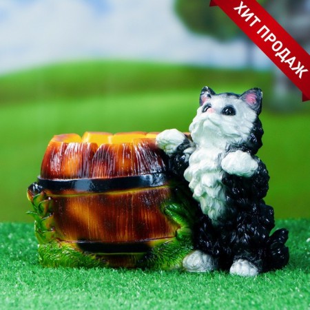 Figure Kashpo "Kitten with a barrel" 23x14x15cm