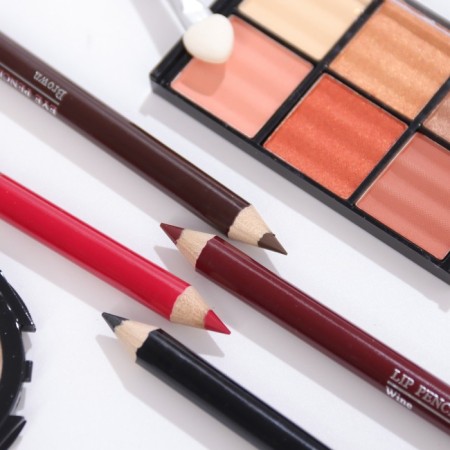 A set of professional cosmetics "Miss Young" No. 5-10