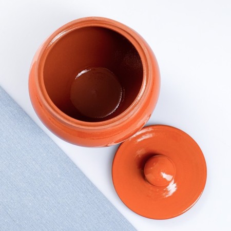 A pot of "classic" with a light lid, 0.9l-2