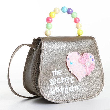 Baby bag on magnet, bronze color