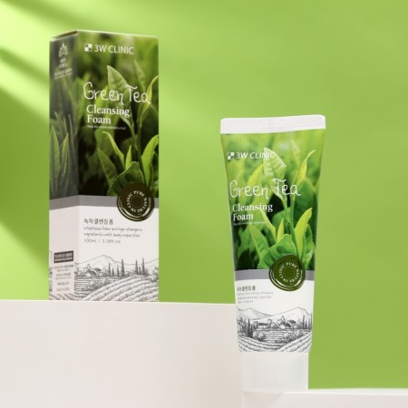 Cleaning foam for washing 3W Clinic, green tea, 100 ml