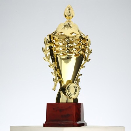 Cup 184b, award figure, gold, plastic stand, 24.5 × 10.7 × 7.7 cm.-4