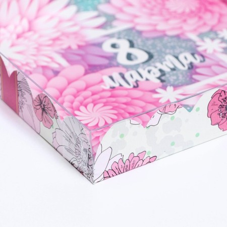Cookie box, "March 8" 18 x 18 x 3-1