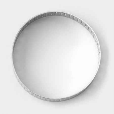 The form perforated for baking is the “Circle”, d = 6 cm, the color is silver-2