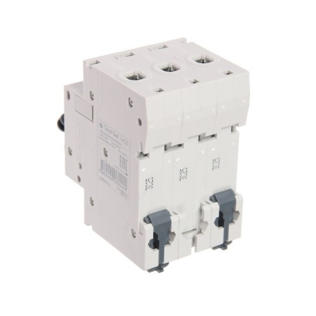 The circuit breaker SE CITY9 SET, C, 25 A, 3P, 4.5 KA, 400 V-2