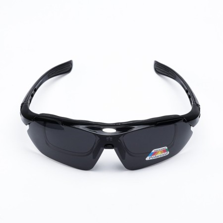 Polarization glasses with a set of interchangeable light filters-2