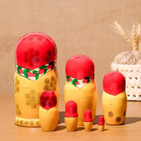 Rimma nesting doll, red scarf, 7 puppet, 20-22cm-1